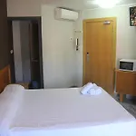 Els Molins アパートホテル 3*